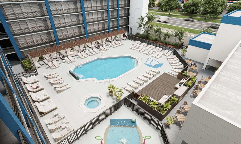 Daskk Near Universal Blvd, Ascend Collection Hotel 2*